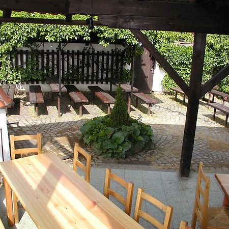 Penzion "U Kubinu" Přibyslav エクステリア 写真